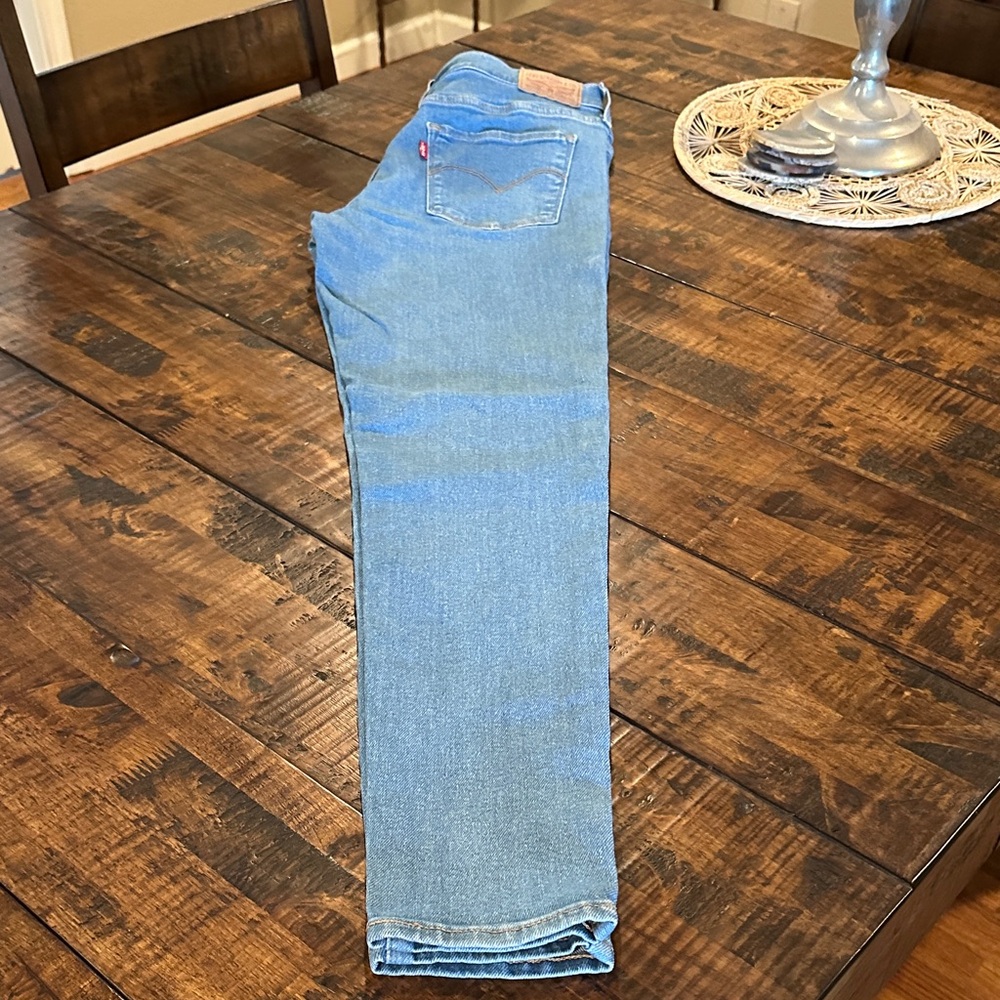 Women's Skinny Jeans in Light Blue - Picture 3 of 4